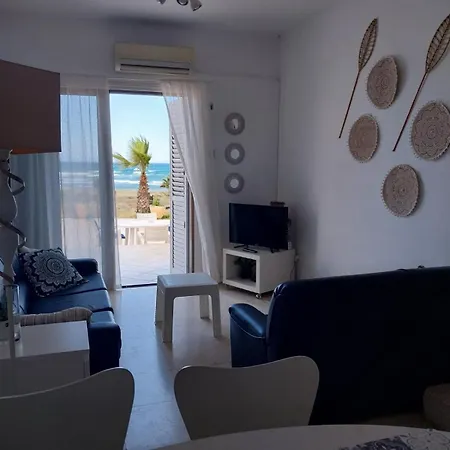 First Class To The Apartmán Larnaca